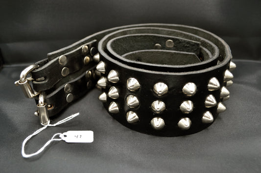 cone stud double buckle belt size 41